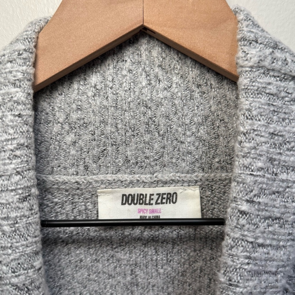 Oversized light grey turtleneck chunky knit sweater small minimal Scandinavian - Picture 7 of 9